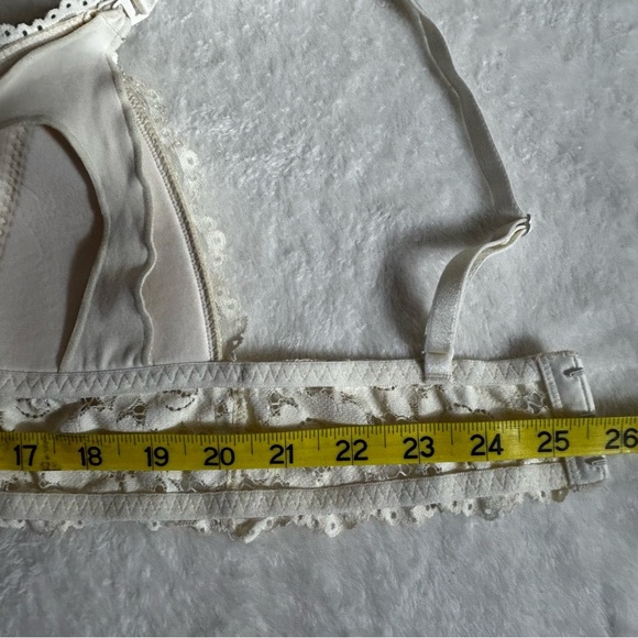 Momanda Cream Lace Bralette Size 34C - Picture 9 of 13